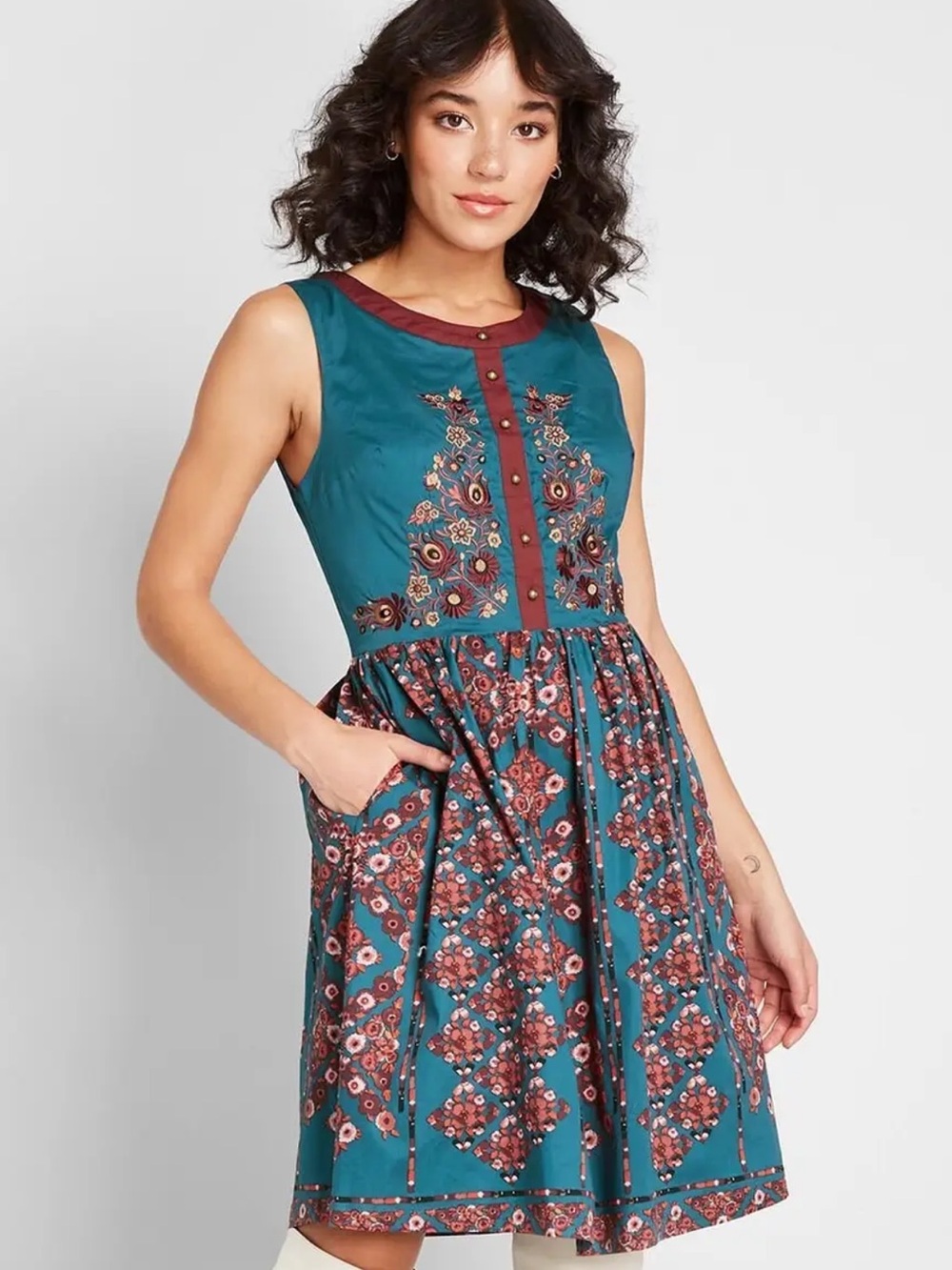 NWT ModCloth “ A Conversation Masterpiece" dress